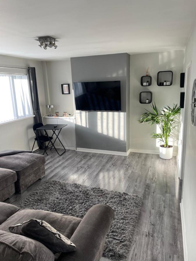 Fantastic Full 3 Bedroom Modern Apartment Belfast Buitenkant foto