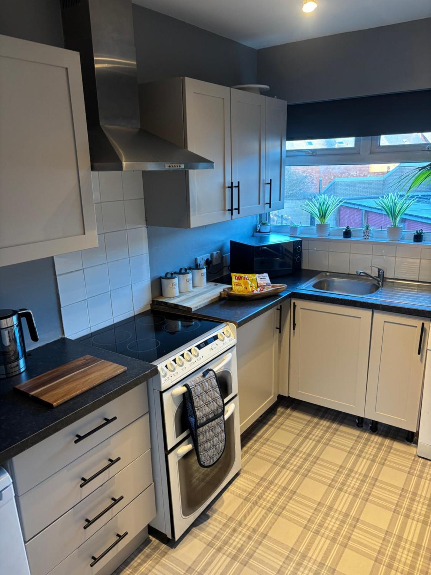 Fantastic Full 3 Bedroom Modern Apartment Belfast Buitenkant foto